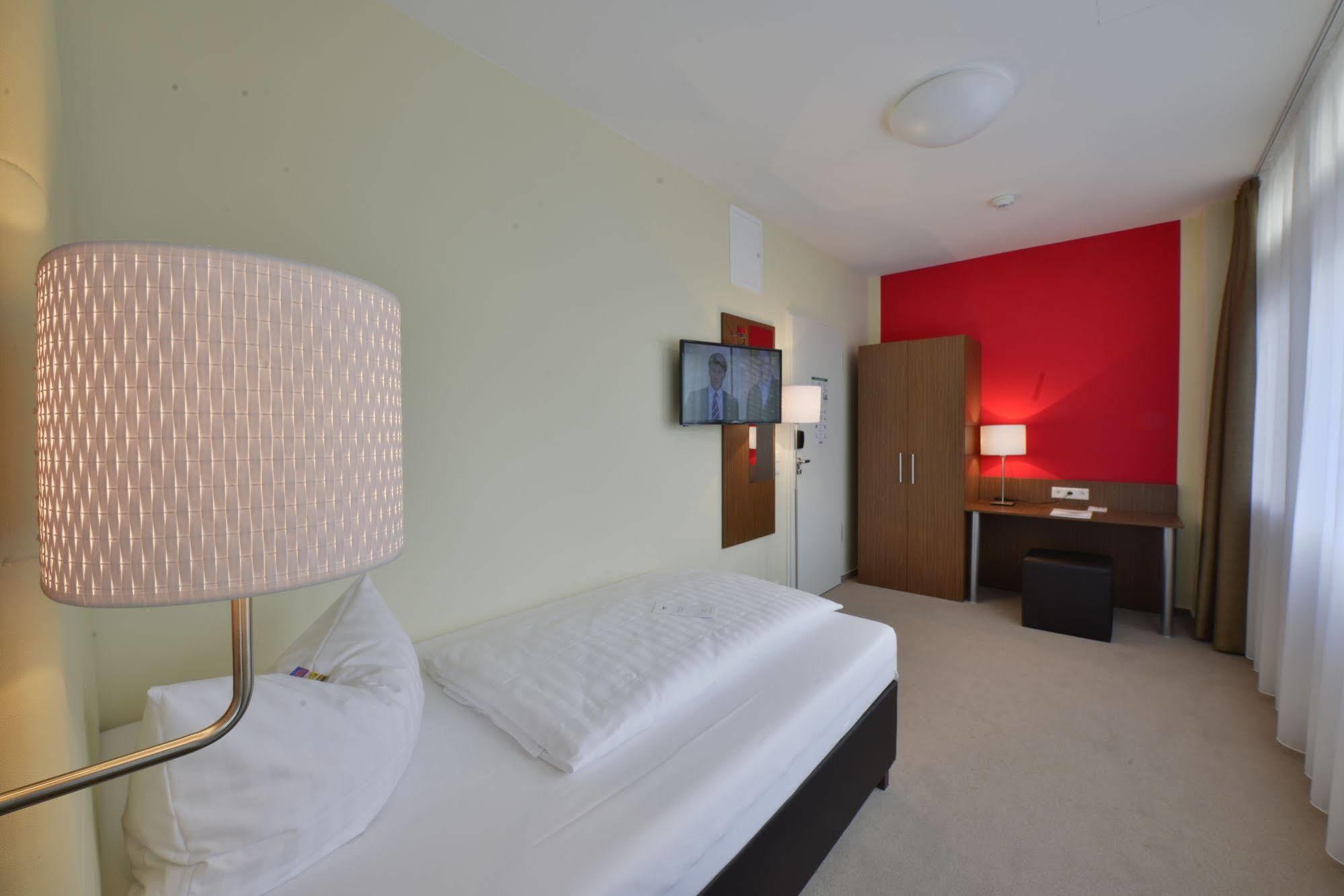 INVITE Hotel Fulda City Hauptbahnhof Bagian luar foto